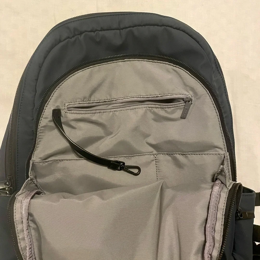 Away Men's Backpack in Navy and Gray